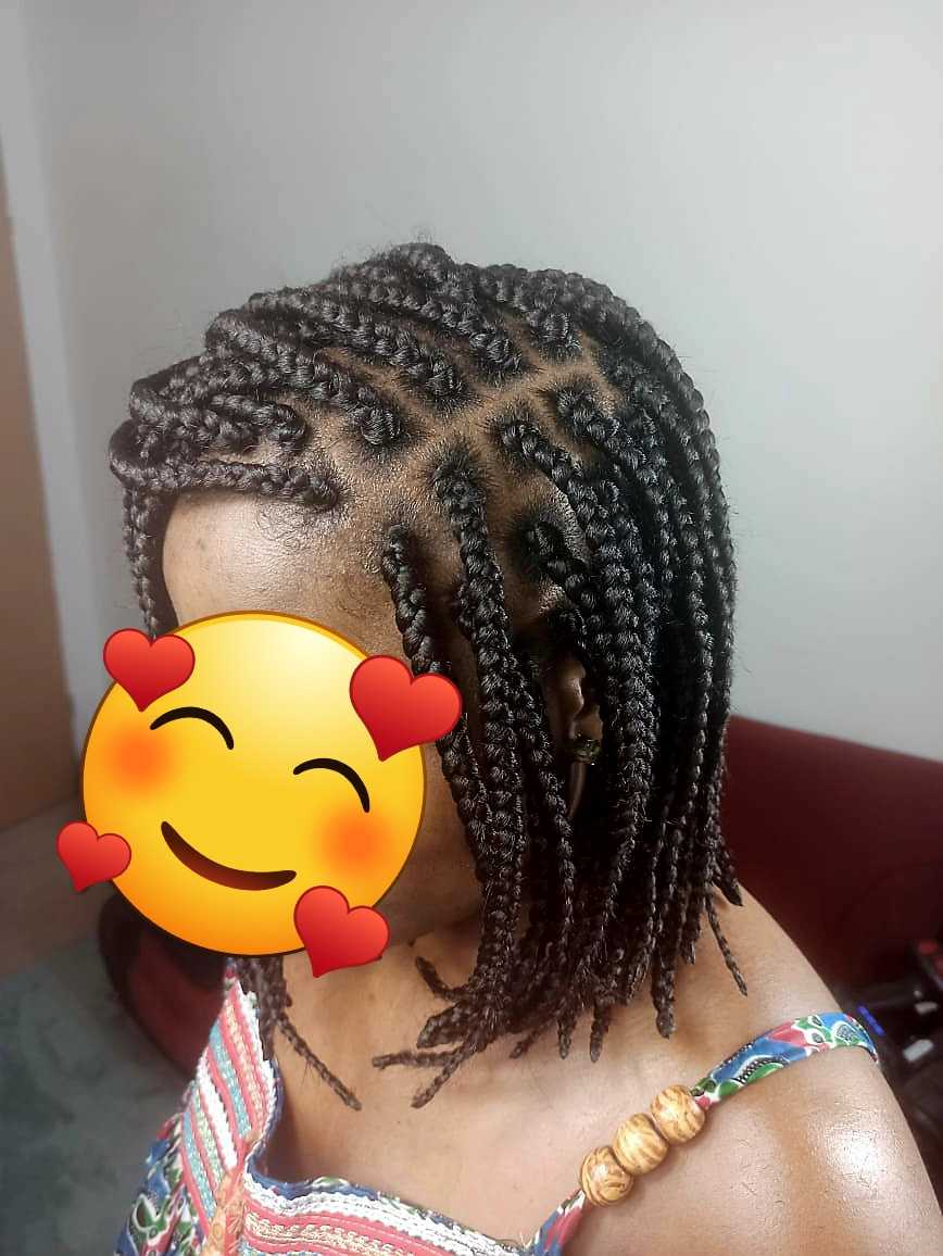 Mbu schönheit, parrucchiera afro a Frankfurt am Main: foto 3 · BraidBooker