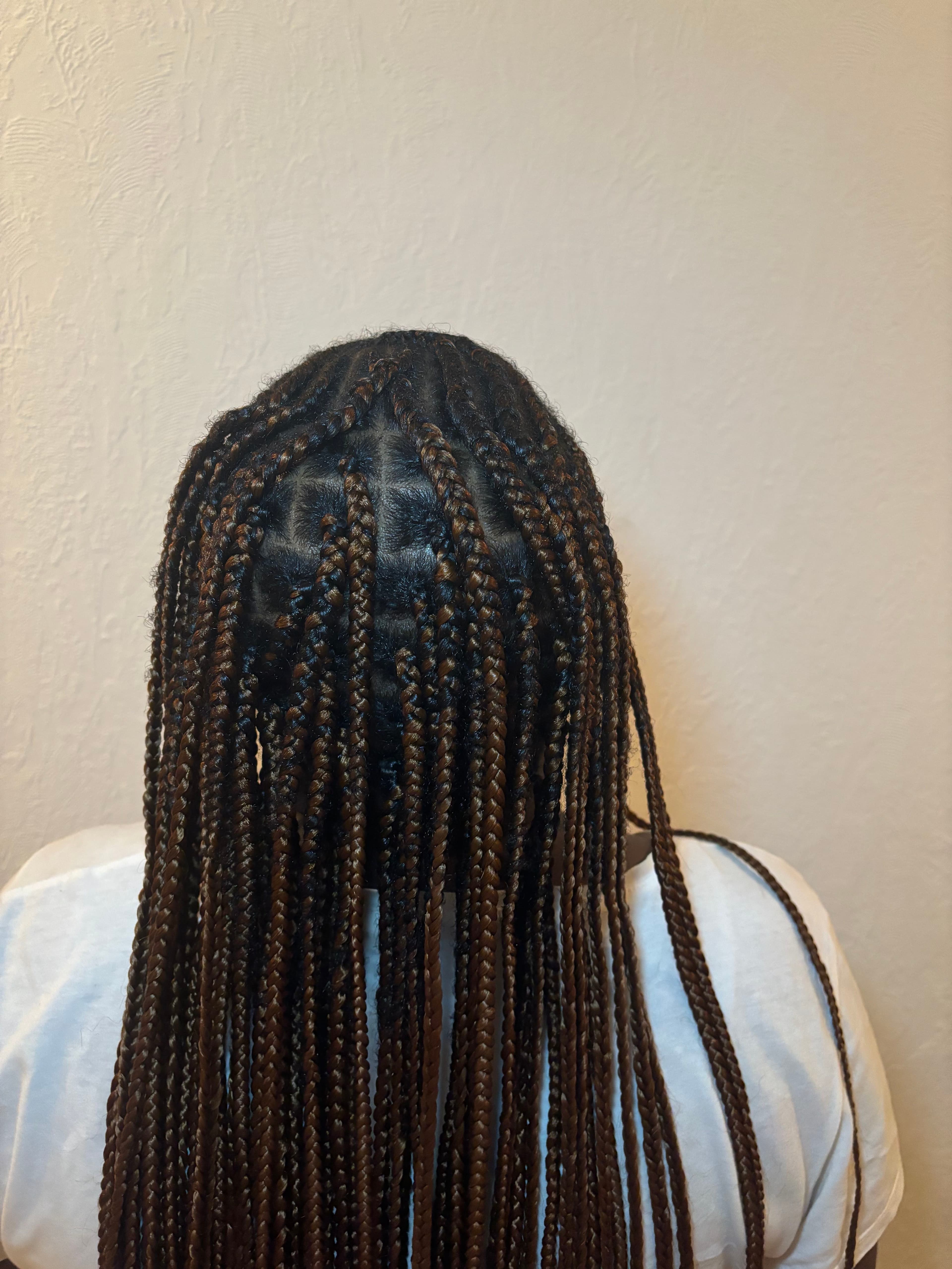 Estime Beauty, parrucchiera afro a Stuttgart: foto 2 · BraidBooker