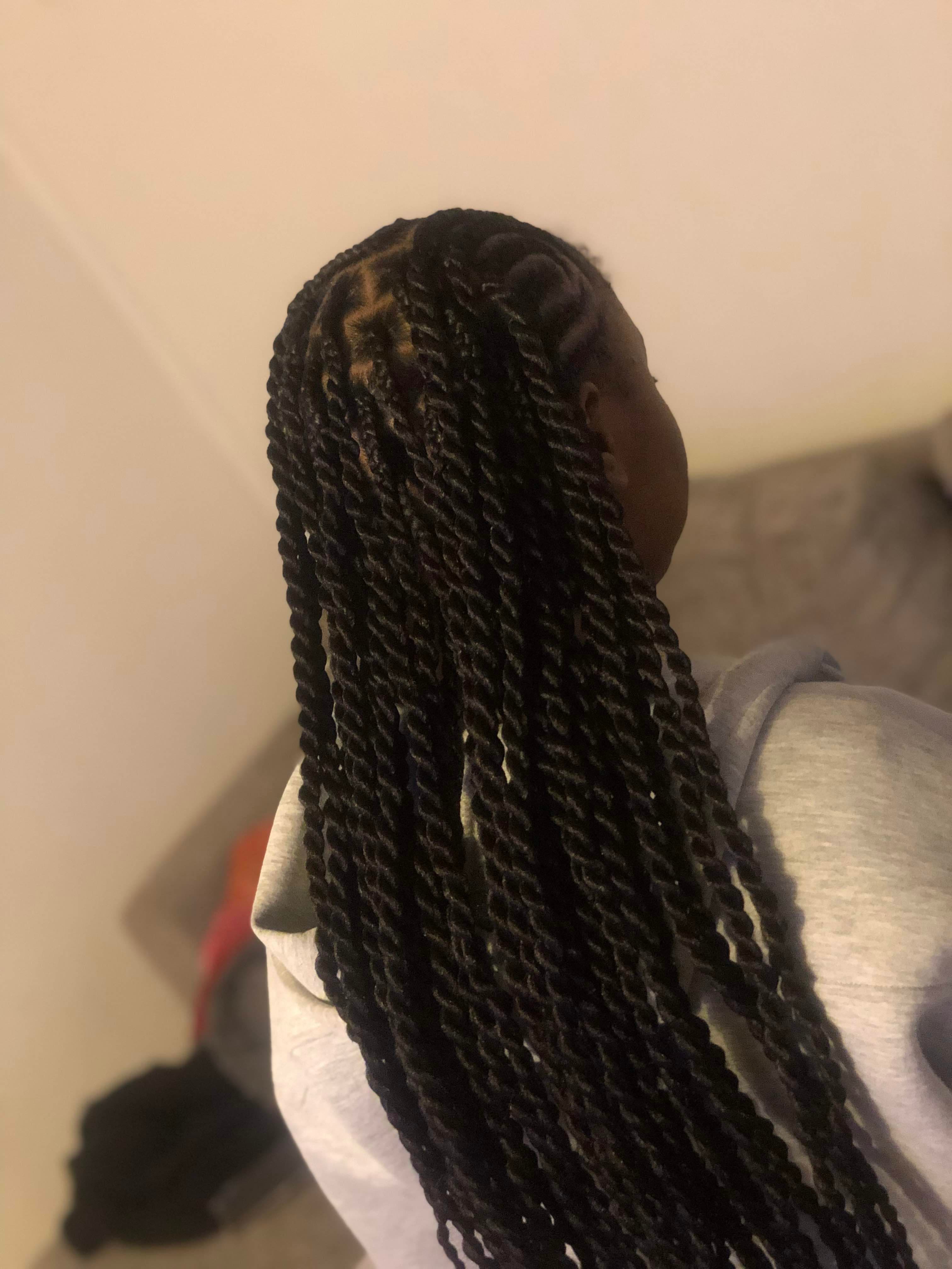 Braids_by_D&d, parrucchiera afro a Kaiserslautern: foto 2 · BraidBooker
