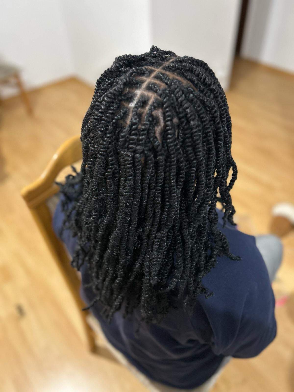 Braids_by_D&d, parrucchiera afro a Kaiserslautern: foto 4 · BraidBooker