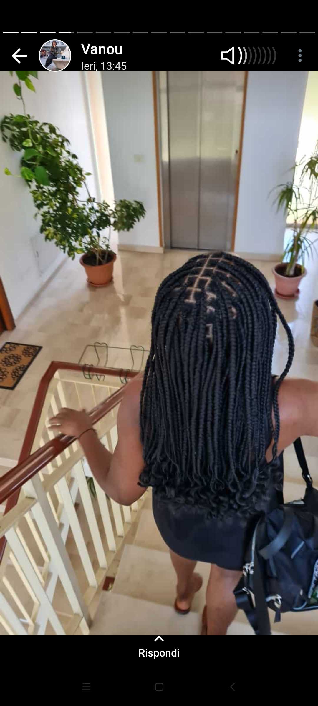 Charmelle Hair, Afro-Friseurin in Paris: Foto 2 · BraidBooker
