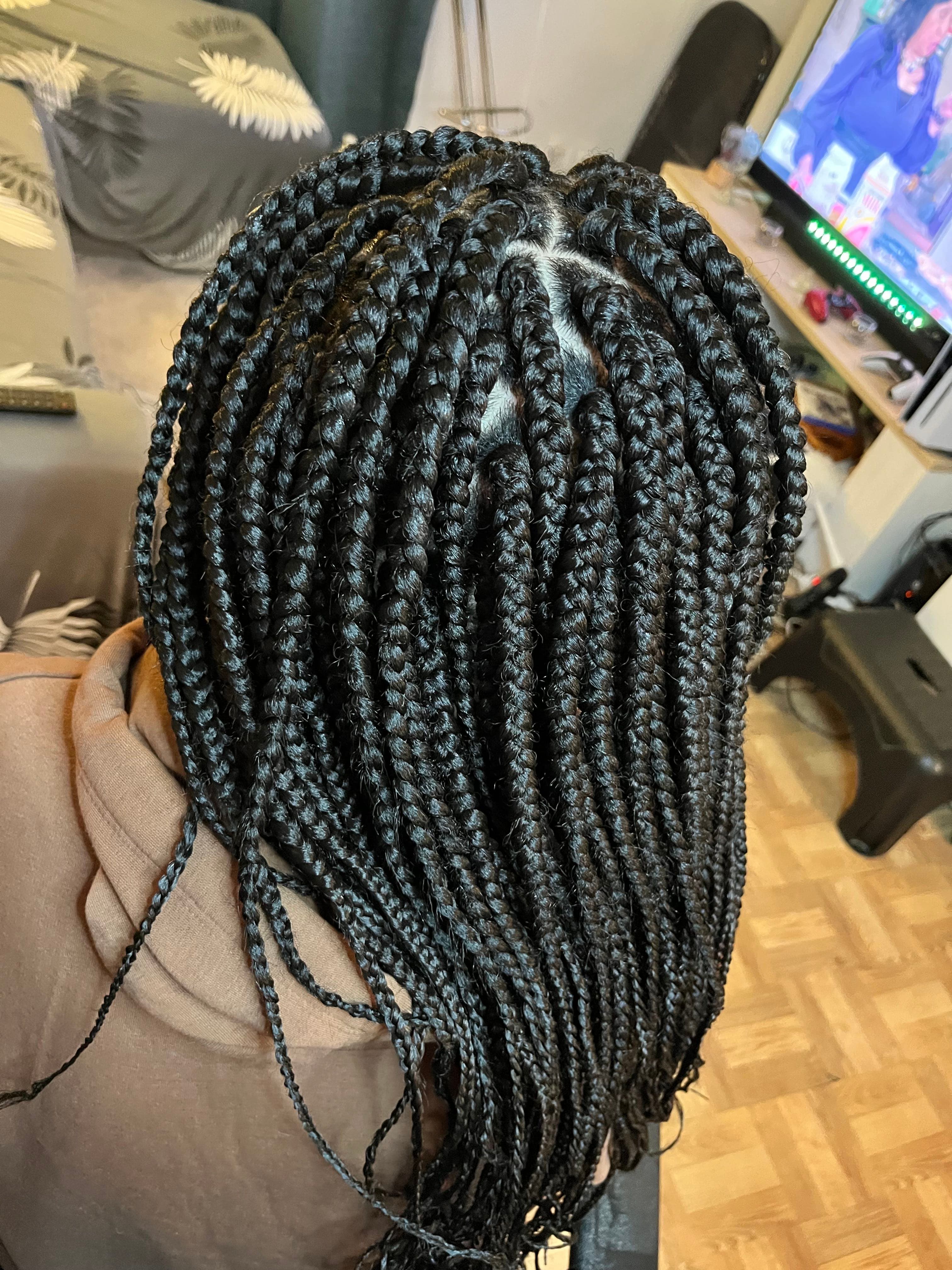 Mayaucoiffure, parrucchiera afro a Paris: foto 3 · BraidBooker