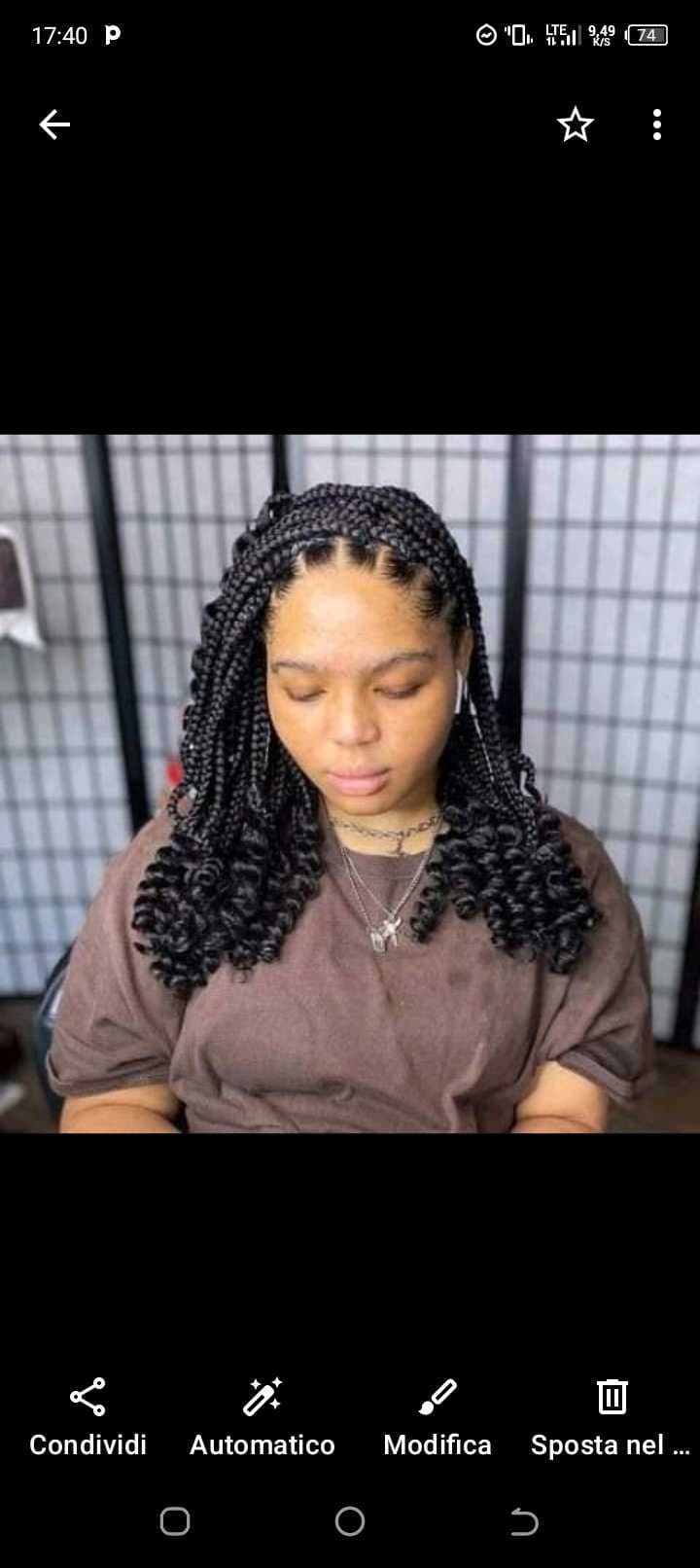 Vercelli, Italia, Afro-Friseurin in Vercelli: Foto 3 · BraidBooker