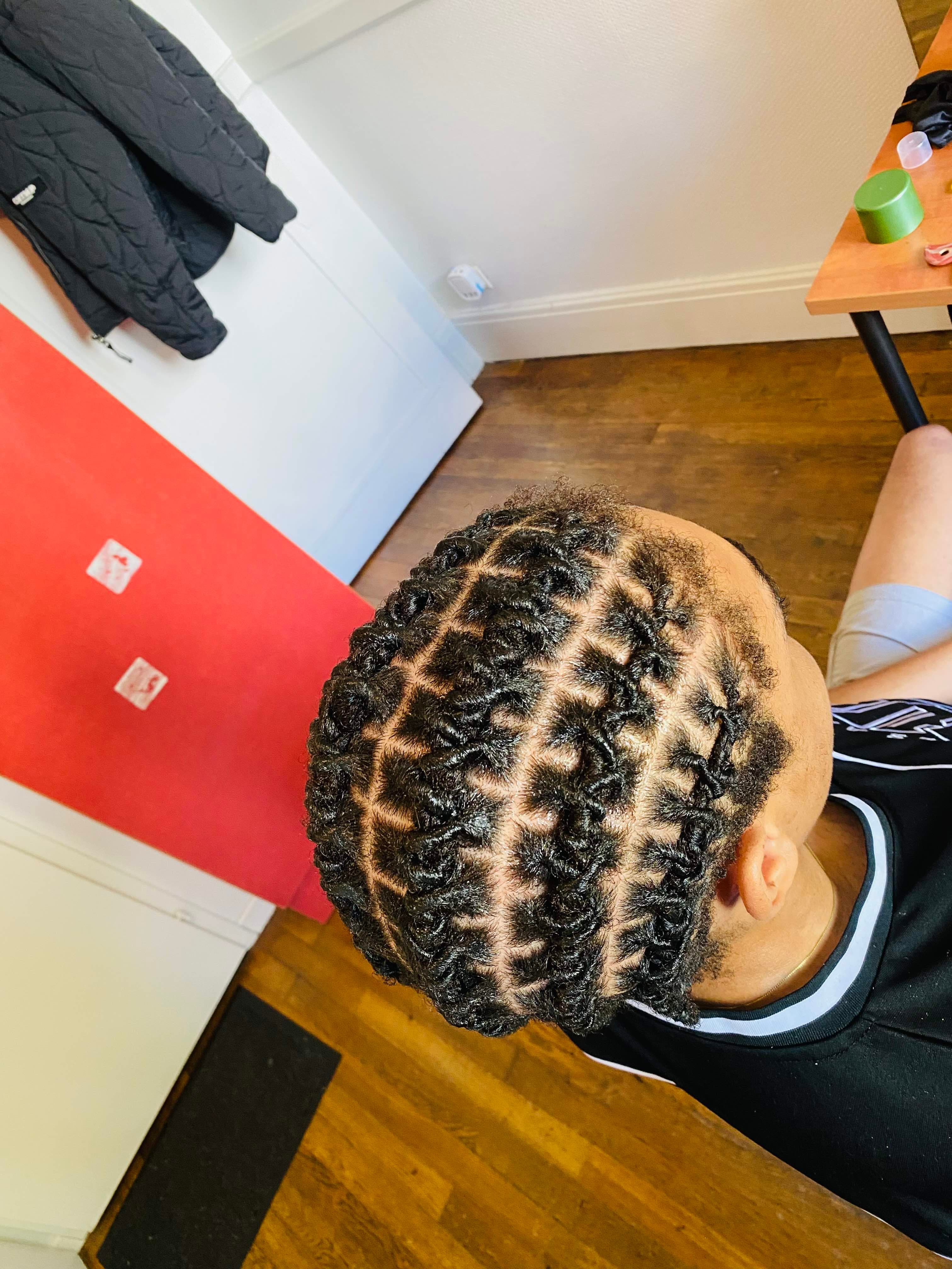 Stadianesbraids, afro hair braider in Nantes: photo 5 · BraidBooker