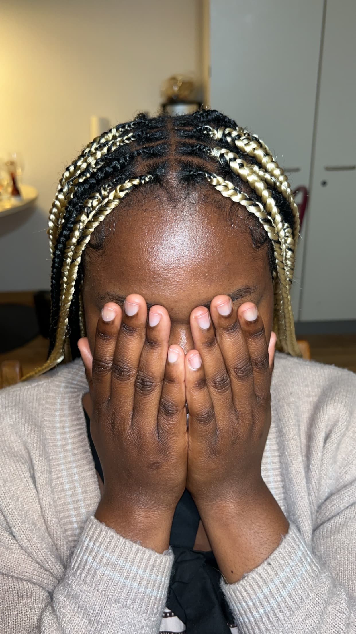Marie La Fée, parrucchiera afro a Stuttgart: foto 4 · BraidBooker