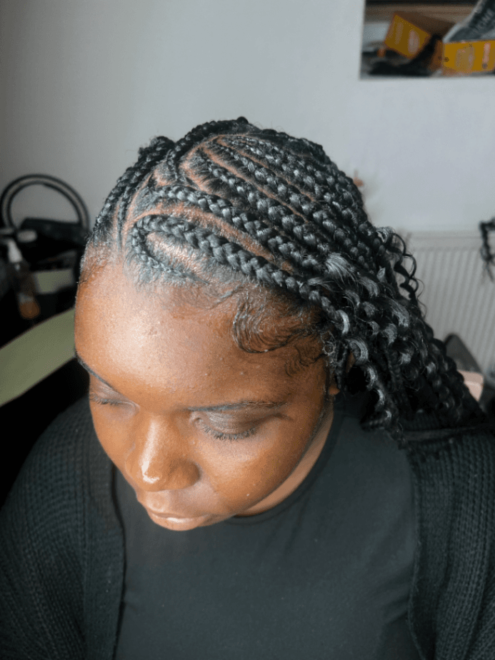 Gladorous, afro hair braider in Roissy-en-Brie: photo 1 · BraidBooker
