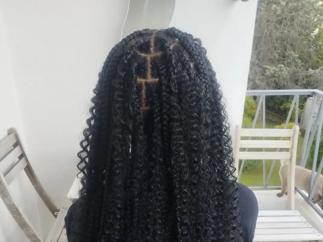 Maïbraider, parrucchiera afro a Montpellier: foto 1 · BraidBooker