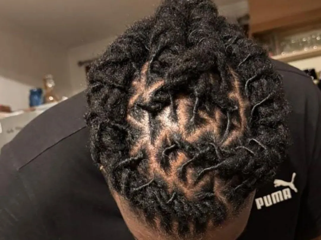 Le coin des locks, afro hair braider in Troyes: photo 3 · BraidBooker