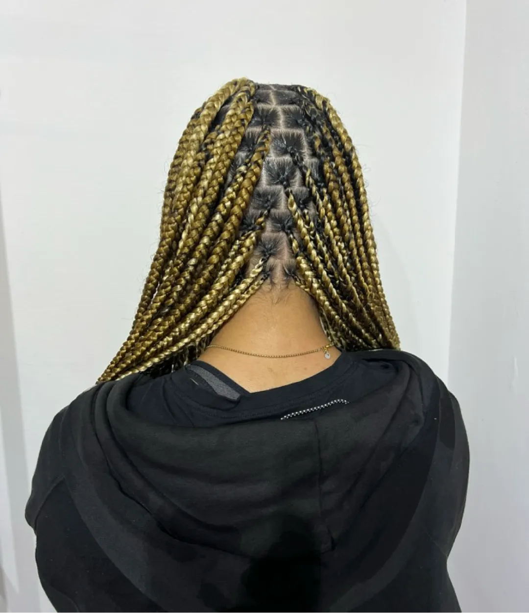 Treccine Modena e Parma, Afro-Friseurin in Modena: Foto 2 · BraidBooker