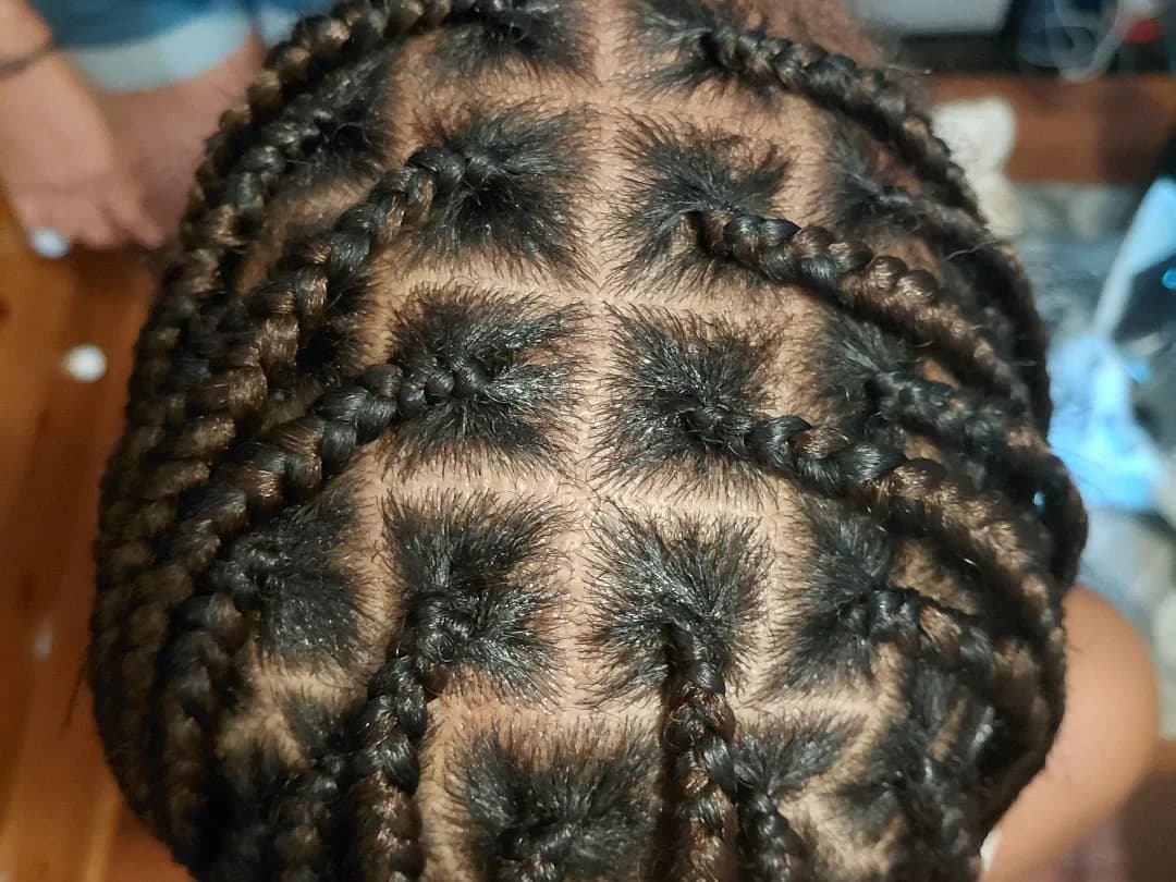 Dirane Coiff & Style, parrucchiera afro a Évry: foto 4 · BraidBooker