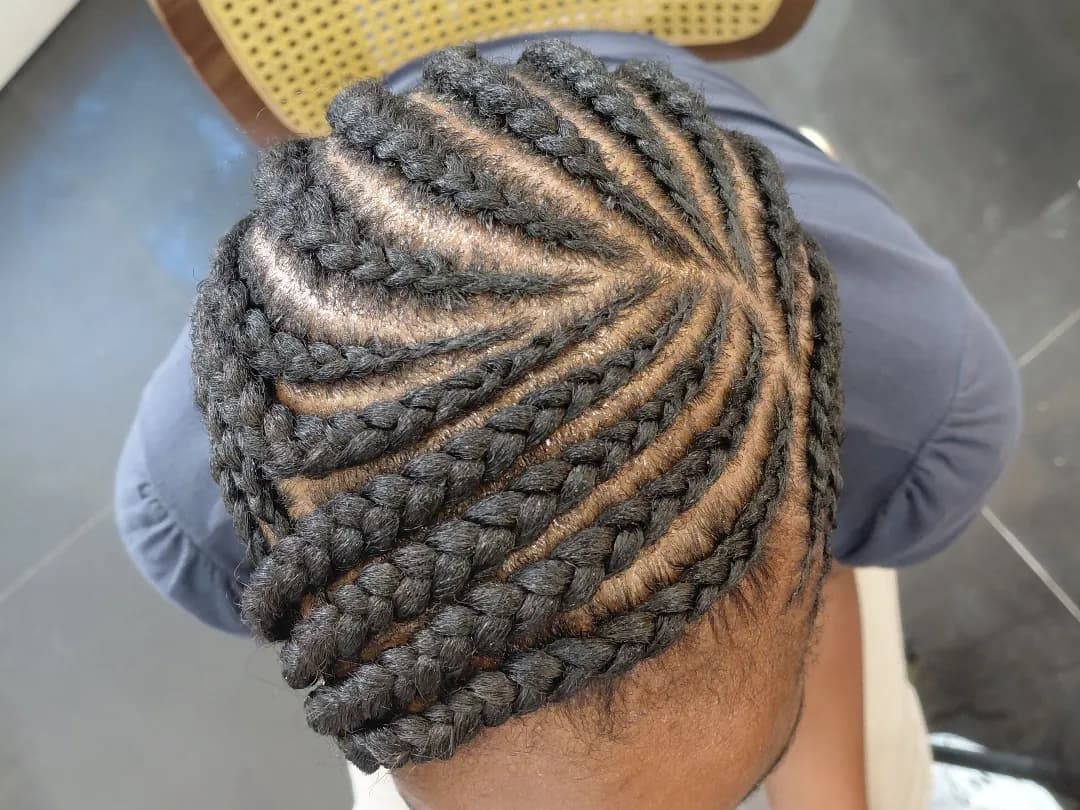 Dirane Coiff & Style, parrucchiera afro a Évry: foto 5 · BraidBooker