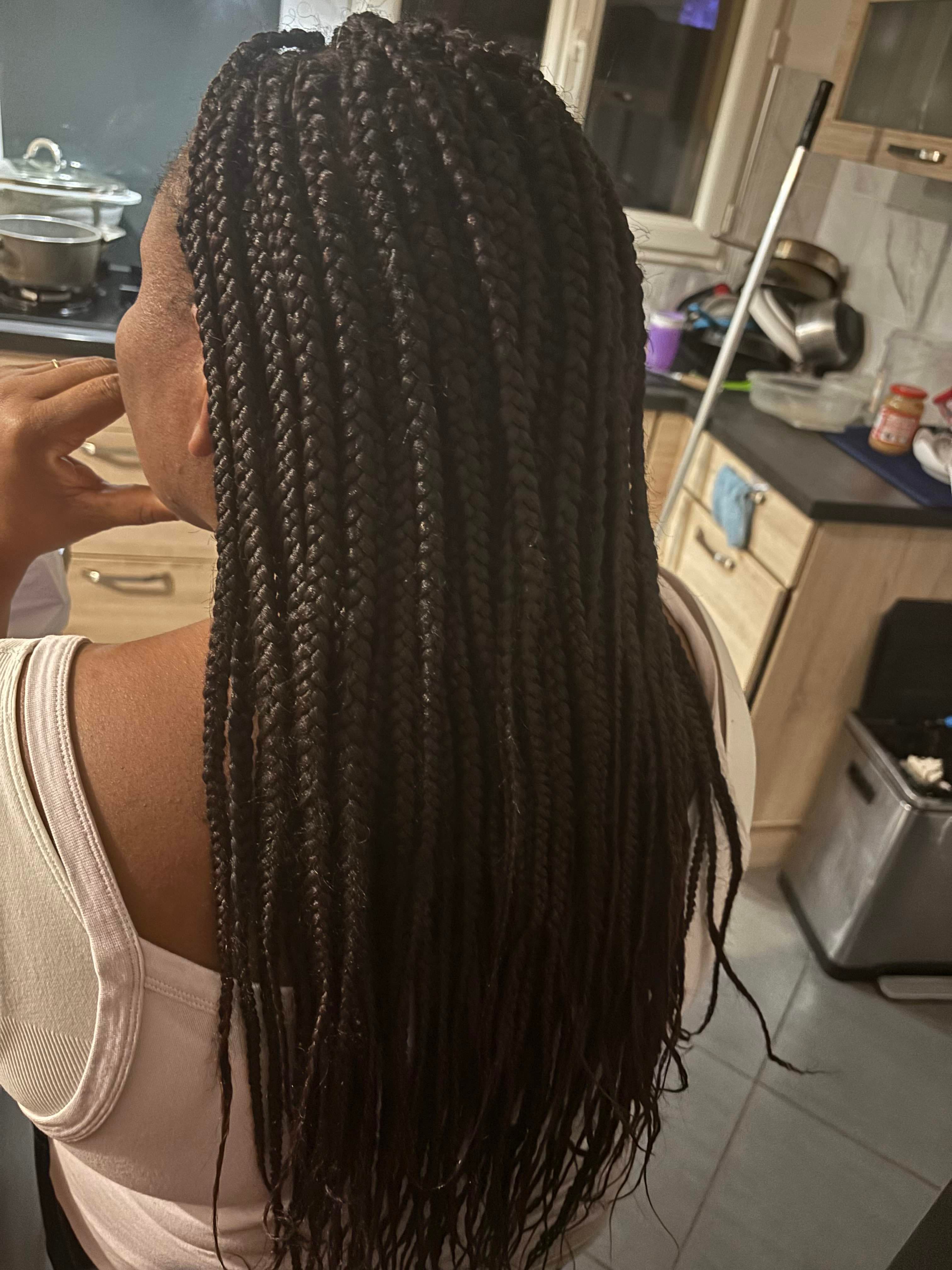 Fedia, Afro-Friseurin in Paris: Foto 4 · BraidBooker
